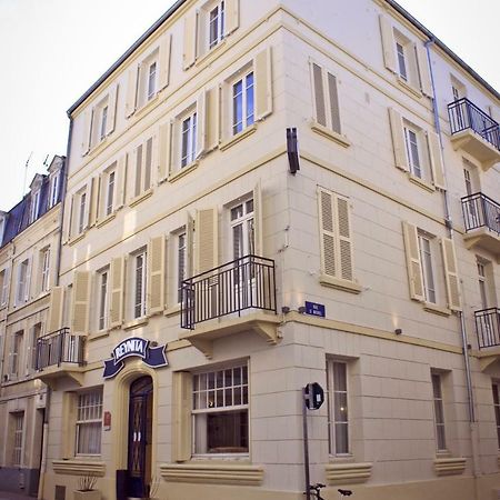 Hotel Le Reynita Trouville-sur-Mer Exterior photo