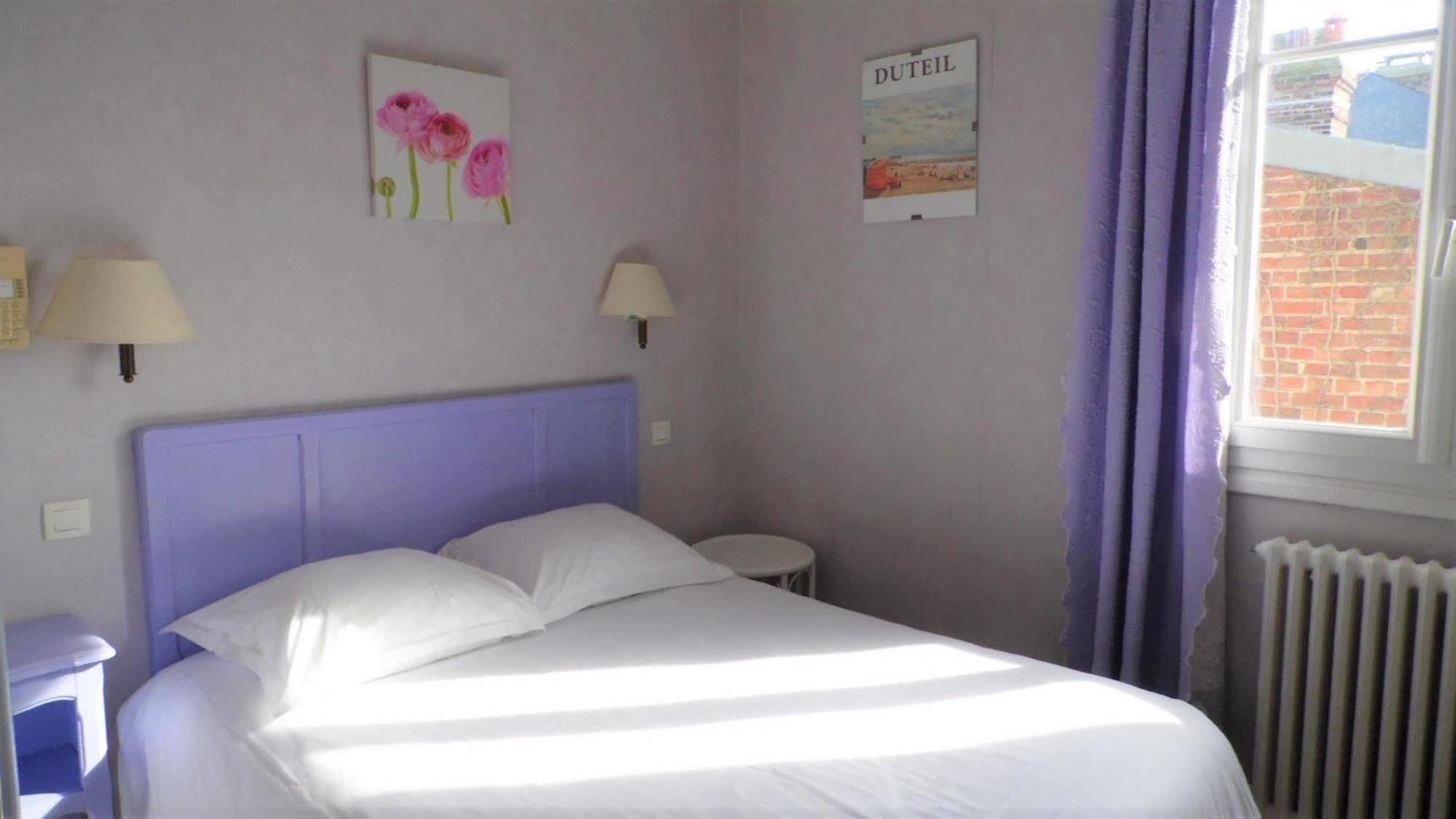 Hotel Le Reynita Trouville-sur-Mer Exterior photo