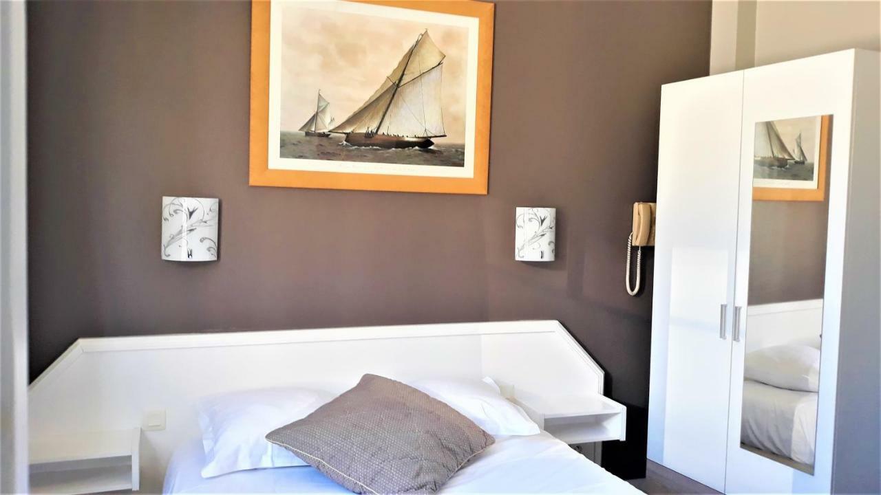 Hotel Le Reynita Trouville-sur-Mer Exterior photo